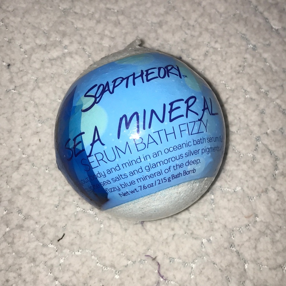 Bath bomb